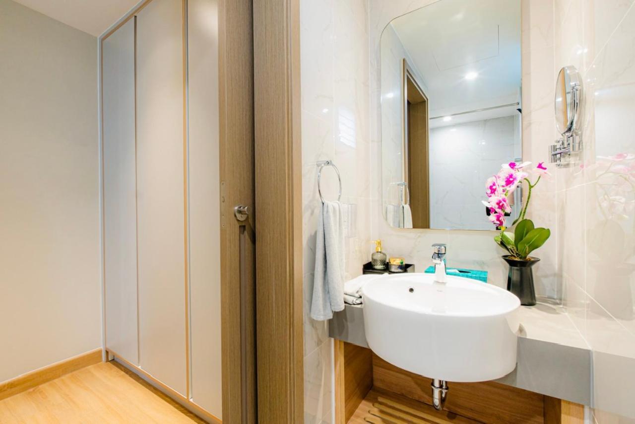 Zenity Luxury Apartment In District 1 Since 2024 โฮจิมินห์ซิตี้ ภายนอก รูปภาพ